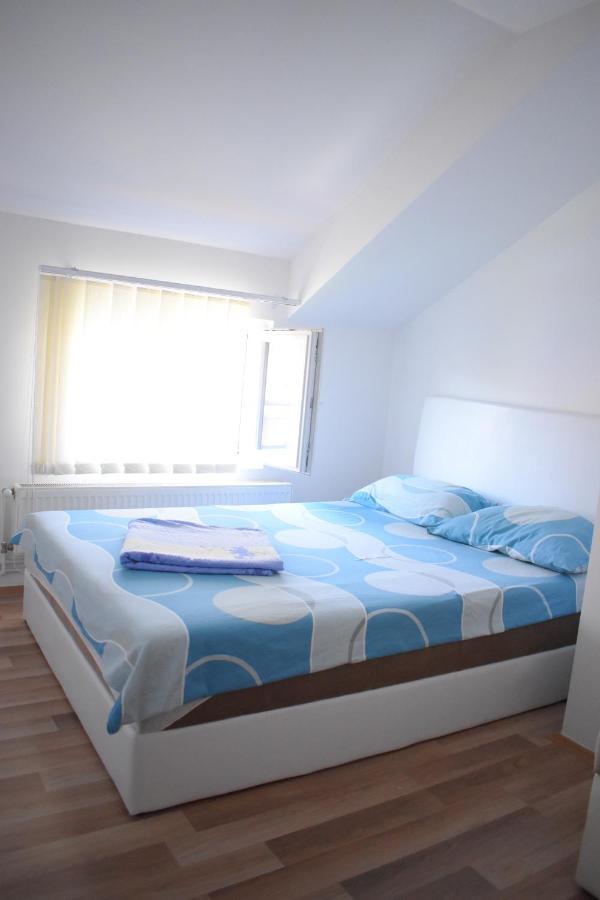 Apartments Holiday Vranje Eksteriør billede