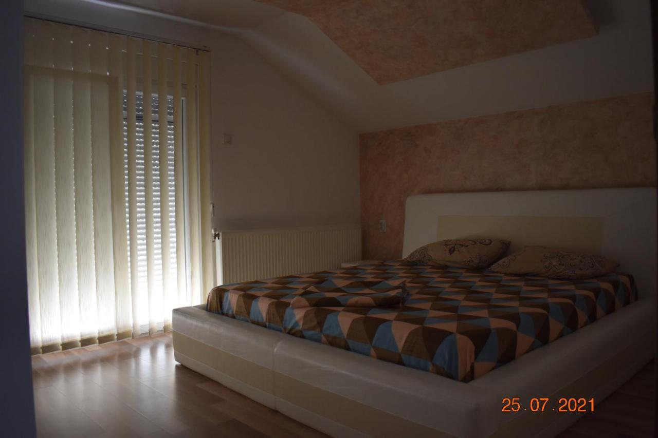 Apartments Holiday Vranje Eksteriør billede