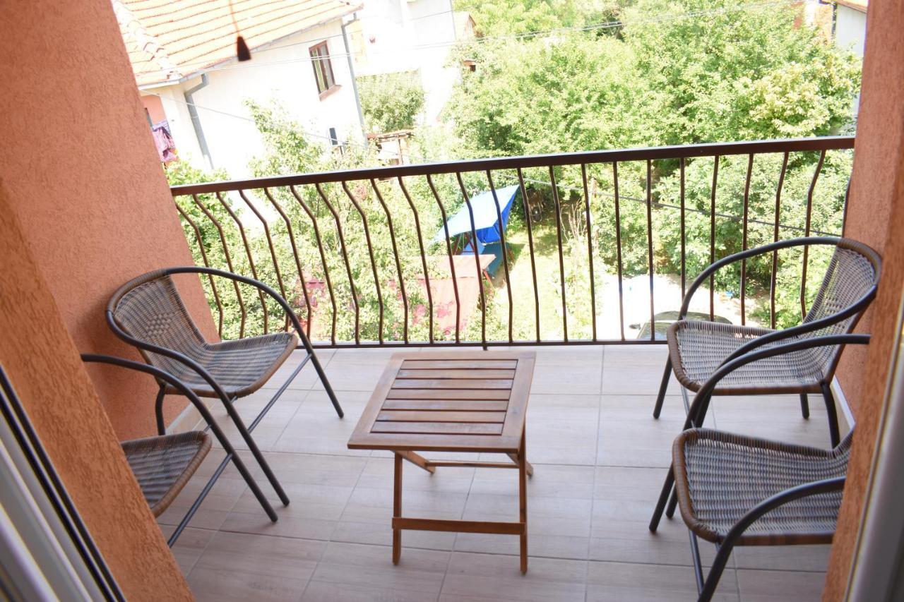 Apartments Holiday Vranje Eksteriør billede