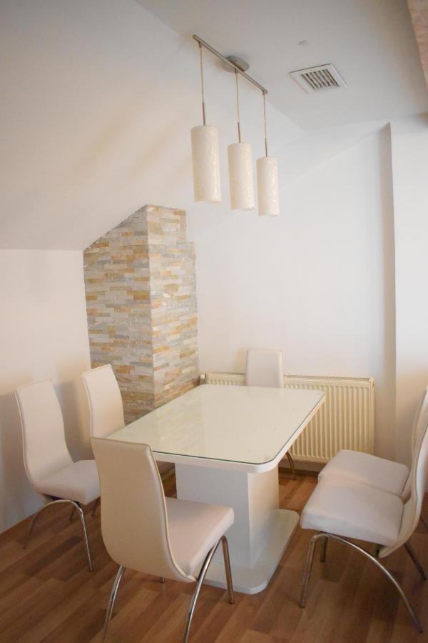 Apartments Holiday Vranje Eksteriør billede